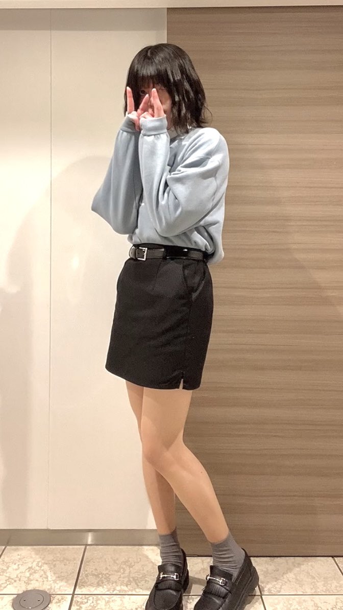 女装子　脚 