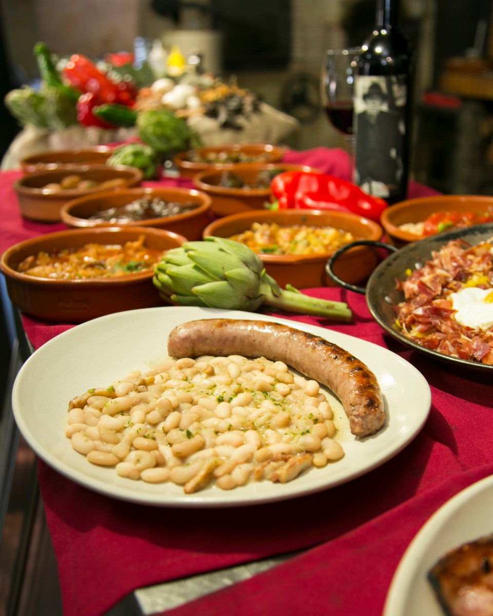 Un buen día no es lo mismo sin un buen desayuno en Casa Fuster💪🔋
Todos los días de 7:30h a 9:30h
.
.
#casafuster #food #gastronomia #desayuno #almuerzo #sabadell #yummy #brasa #restaurante