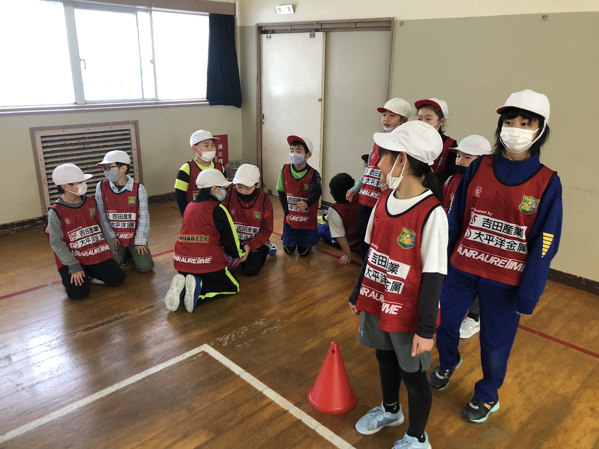 ヴァンラーレタイム 夢の授業 ヴァンラーレ 夢の授業 本日は十和田市立東小学校でヴァンラーレタイムを開催しました ヴァンラーレ八戸 ヴァンラーレタイム Jリーグ ホームタウン活動 夢の授業 ヴァンラーレタイム 夢の授業 ヴァンラーレ 夢の授業 本日は十和田市立東小学校でヴァンラーレタイムを開催しました ヴァンラーレ八戸 ヴァンラーレタイム Jリーグ ホームタウン活動 夢の授業