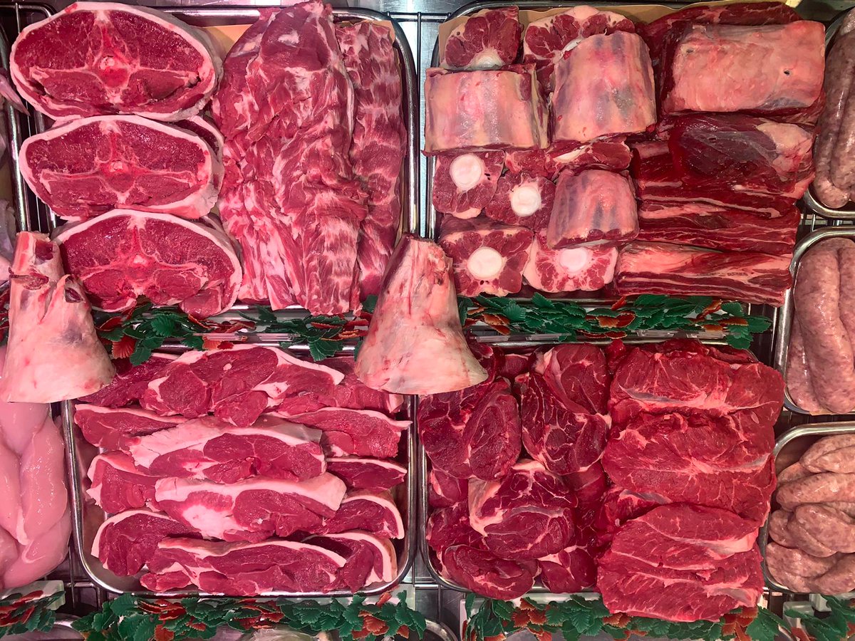 sjsmithbutchers's tweet photo. All the usual seasonal favourites, Lamb Chops, Oxtail, Haggis, Stewing Beef, Sausages and more #butchers #enfield #enfieldbutchers #haggis #lambchops #stewingbeef #oxtail #sausages https://t.co/nrDsRguvIJ