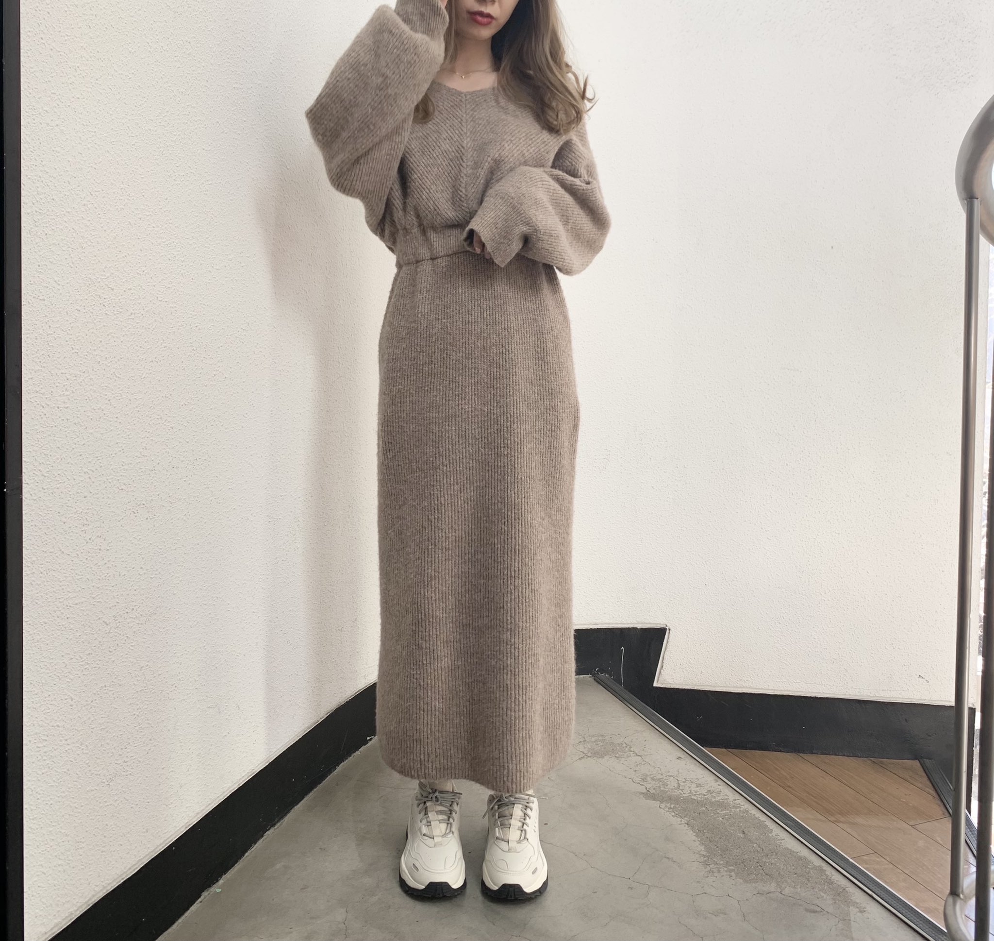 Dazzlin渋谷109店 大人気ワンピース ウエストマークニットワンピース 6 300 Tax デコルテまわりはvネックですっきり ウエストはきゅっと1枚でらくちんかわいいワンピースです 今から春まで着れちゃいます Dazzlin 渋谷109 T