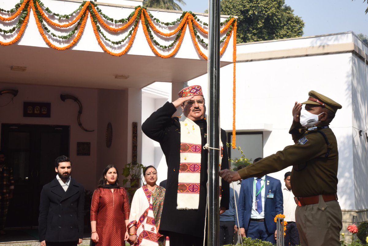 JPNadda's tweet photo. 72वें गणतंत्र दिवस के अवसर पर नई दिल्ली में अपने आवास पर झंडा फहराया।

आप सभी को गणतंत्र के इस महापर्व की शुभकामनाएं। https://t.co/5NPimfcpKO