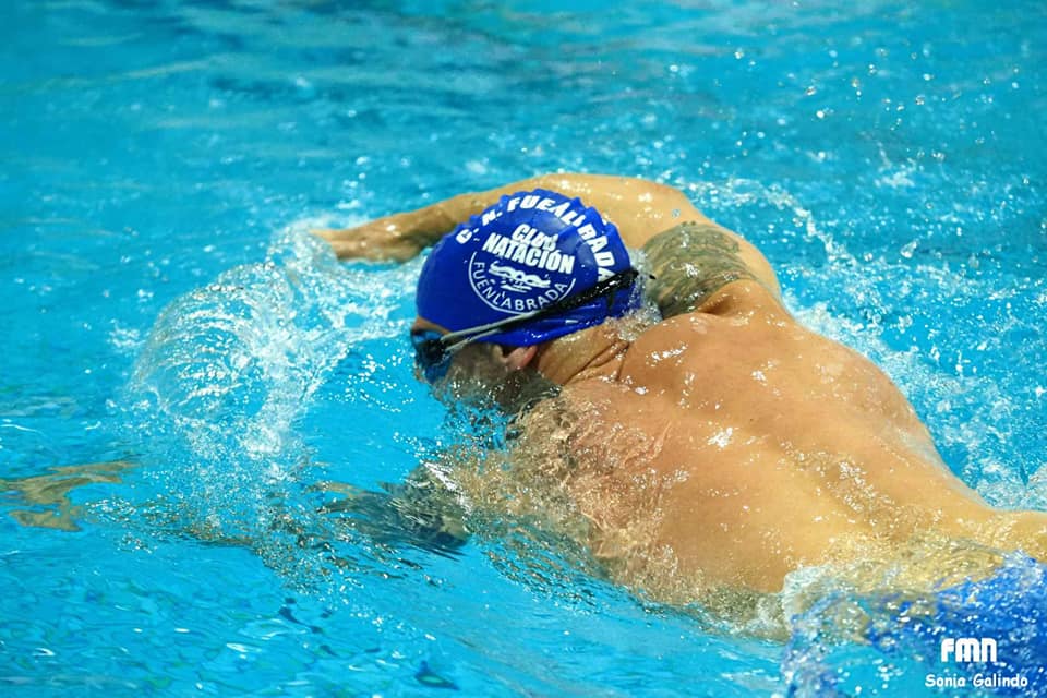 Los resultados han sido los siguientes:
🏊‍♀️José Gutiérrez. Medalla de plata en 400 m libres +35
🏊‍♀️ Francisco Manuel Merlo. 9º en 400 m libres y 4º en 50 m libres +50
🏊‍♀️ Sergio Manzano. Medalla de plata en 400 m estilos y bronce en 200 m estilos +35
📸Sonia Galindo FMN