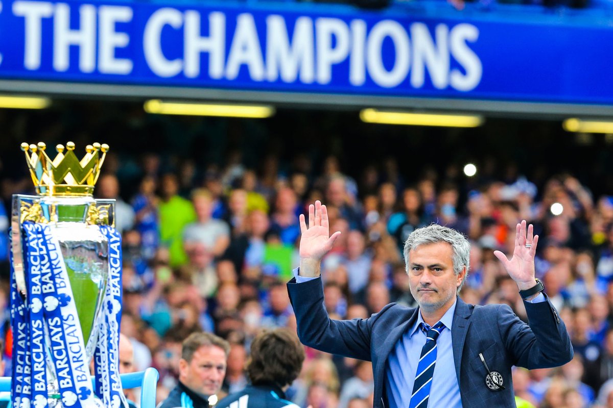 ActuFoot_'s tweet photo. Joyeux anniversaire à José Mourinho, 58 ans aujourd’hui. 🎂🇵🇹 

🏆🏆🏆 Premier League
🏆🏆 LDC
🏆🏆 Ligue Europa
🏆🏆 Serie A
🏆🏆 Liga NOS
🏆🏆 Carabao Cup 
🏆 Community Shield
🏆 FA Cup
🏆 Liga
🏆 Coupe du Roi 
🏆 Supercoupe d’Espagne
🏆 Coupe d’Italie
🏆 Coupe du Portugal https://t.co/JyWPwy4C7l