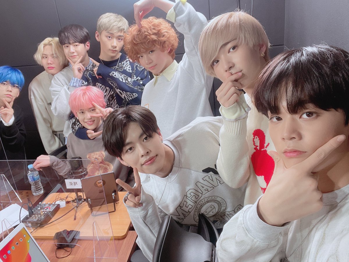 TFN_official_'s tweet photo. 벌써 3️⃣번째 #멜론스테이션 💗
매력만점🙌 #T1419 와 재밌는 시간 보내셨나요?😁
함께 해주셔서 감사합니다❣️👍

#NOA #노아 #SIAN #시안 #KEVIN #케빈
#GUNWOO #건우 #LEO #레오 #ON #온
#ZERO #제로 #KAIRI #카이리 #KIO #키오
#BEFORE_SUNRISE #9_Boys_Appear
#아수라발발타 #ASURABALBALTA https://t.co/yaojPeZI5p