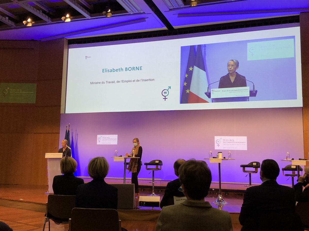 marieeloyfdeb's tweet photo. « Les femmes représentent 3% des présidents et directeurs des plus grandes entreprises, 17% des Comex et pourtant 1/3 des cadres. »
Et... 58% des diplômés de Bac +5 !
@Elisabeth_Borne #Loi #CopeZimmermann https://t.co/ecAoZv1bNG