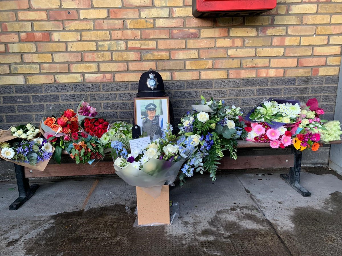 MPSCamden's tweet photo. It is with a great sadness that we announce the death of a much loved officer, Camden's PC John Fabrizi, who lost his battle with Covid-19 on Sunday.

Our thoughts go to John's family as we mourn the loss of our devoted colleague, an officer that did so much good in one lifetime. https://t.co/KfdThRU2GX