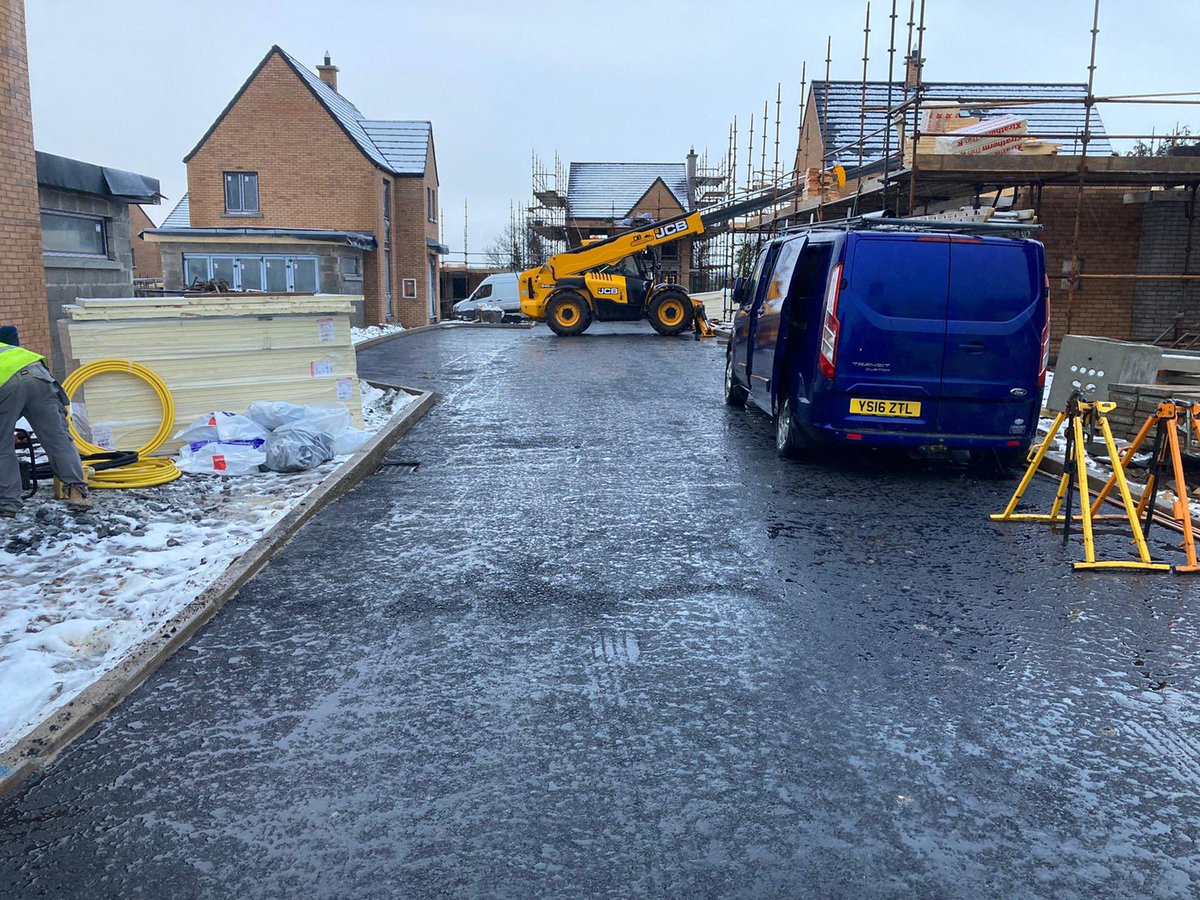 Base coat now down in preparation of our upcoming first phase completions 🏡