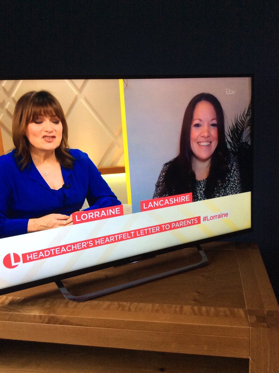 SarahLouisemor4's tweet photo. Well @sarahannwhite2 for your amazing interview on Lorraine https://t.co/MOz13ETOr4