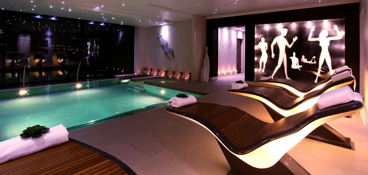 .<a href="/SHhotelandspa/">Stanley House</a> is the only spa in the North West to offer treatments from brands Natura Bissé and ila. The spa was awarded a Five Bubble Rating from the Good Spa Guide in 2020. #luxuryspa #GoodSpaGuide 

goodspaguide.co.uk/directory/stan…