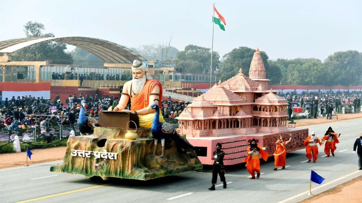 Everyone got hurt because farmers hoisted Nishan Sahib flag at Red Fort. 

Your secularism didn't get hurt when UP Tableau displays Ram Mandir in #RepublicDay parade ??? 

#FarmersProtests