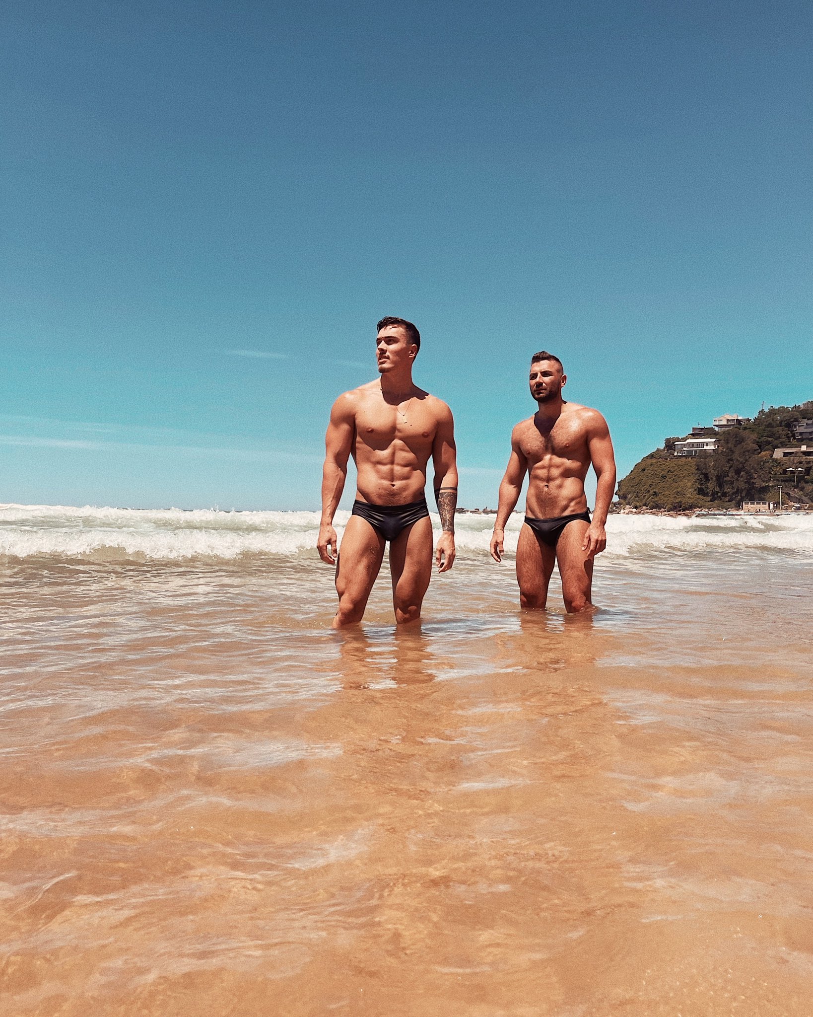 EspoR1DUUAAf72V?format=jpg&name=large