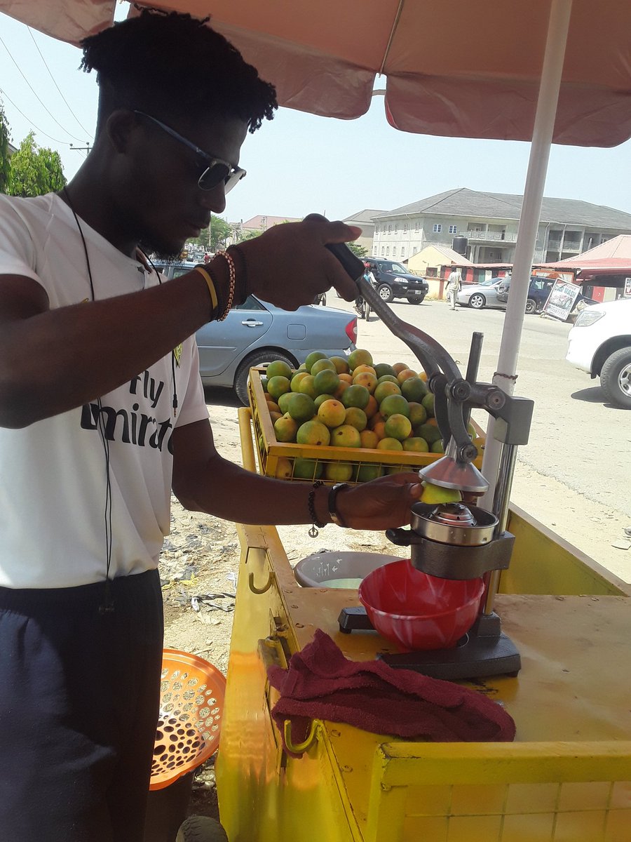 MellyMil2's tweet photo. @benmurraybruce I make fresh Orange juice please sir help me sir with any thing to boost my business and I am also a student please sir https://t.co/84QzAxpQpI