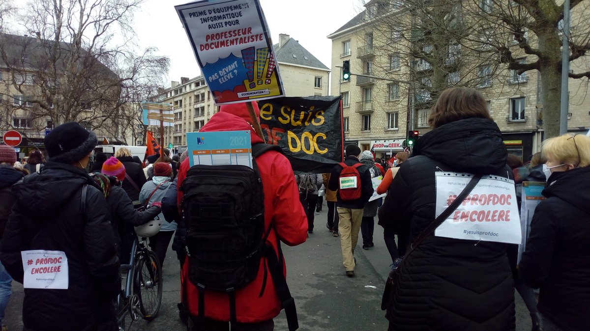 LaTribuDoc's tweet photo. #manifestation #profdocencolere #jesuisprofdoc #pasdevant #Greve26janvier https://t.co/Y1fnrMEQze