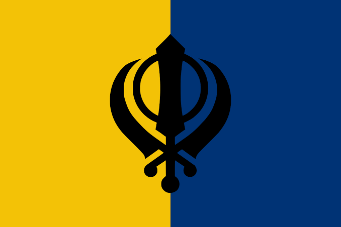 5/n However, unlike the nishan sahib which is triangular, the Khalistan flag has always been rectangular with several variants of the flag being used across factions.  #KisanAndolan  #lalquila  #redfort  #TractorsVsTraitors  #tractorParade  #flag
