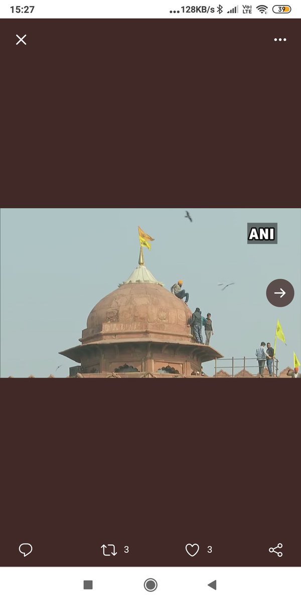 ItsAPsir's tweet photo. किसान हारें या जीतें, सरकार कानून वापस ले या न ले, इस आंदोलन का नतीजा जो भी हो परंतु आज एक राष्ट्र की हार हुई है।
गणतंत्र दिवस के मौके पर ऐसी तस्वीरों को देखकर मन बहुत ही व्यथित है।
देश के इतिहास में एक दुर्भाग्यपूर्ण दिन।
@brajeshlive@sardesairajdeep @DrKumarVishwas@rahulkanwal https://t.co/3yrpq4ANaV