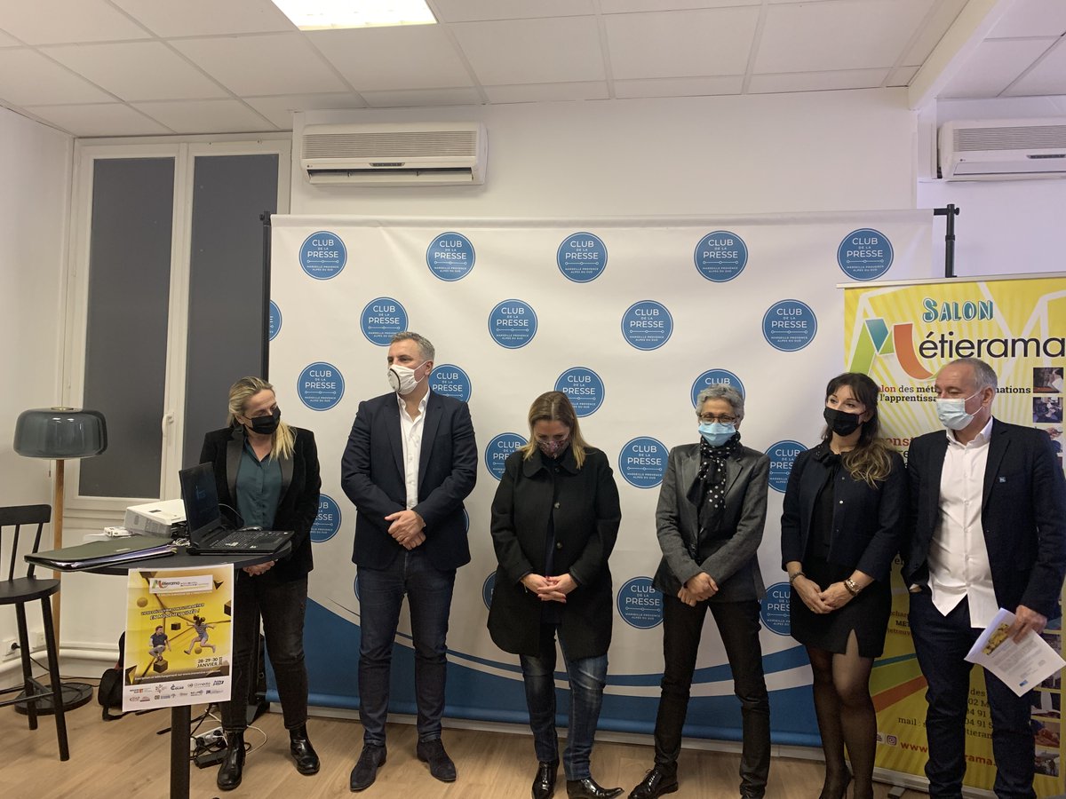 Medinsoft's tweet photo. 🎤 En direct de la #conférencedepresse organisée par @Bleu_Dixit au @clubpressmars pour promouvoir l’édition 2021 du Salon @Metierama13 des #métiers et des #formations ! Plus d'infos et inscription par ici ! 👉 https://t.co/Ej4VAK4Pve https://t.co/fgBSMijrZr