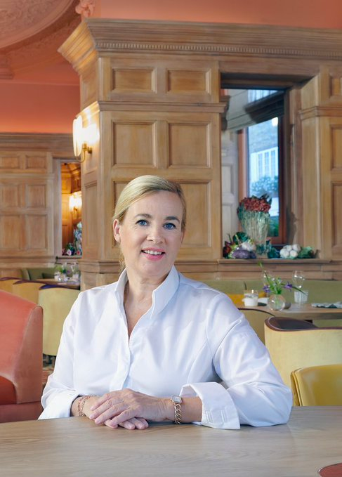 women_food_wifi's tweet photo. Huge congratulations to @HeleneDarroze &amp; her team at @TheConnaught and Clare Smyth &amp; her team at @CorebyClare for being awarded 3 stars by @MichelinGuideUK ⭐⭐⭐👩‍🍳👩‍🍳Congrats to all the  chefs who were awarded or retained their stars in these tough times. https://t.co/kZFoGSWiq3 https://t.co/g1v8aqcKIx