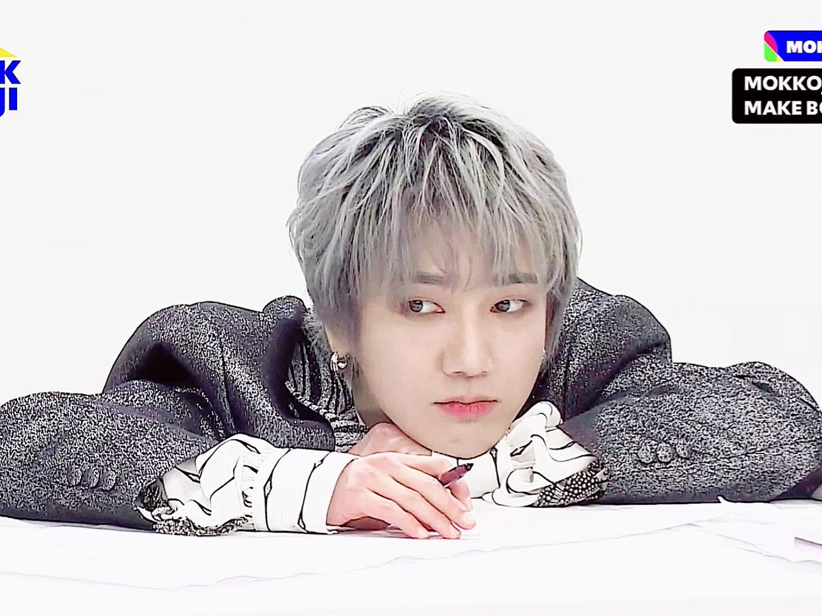 yesungiself's tweet photo. 누가 혼자 잔망 부리고 있으래 귀염둥아...🥺💕
#예성 #Yesung #내사랑예성 https://t.co/gvhnyADGrX