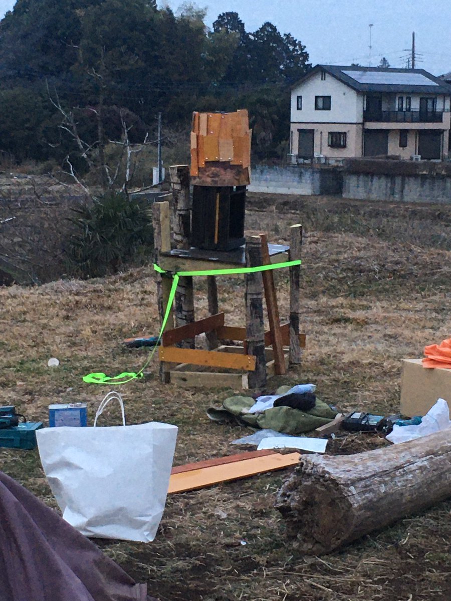 takashiyam's tweet photo. 埼玉県蓮田市に、祠のような小さな美術館を作っています。蓑虫美術館、通称「みのび」。
学芸員やアーティストの方を募集しています。
#蓑虫美術館
#mnmsm
#縄文うるしパーク https://t.co/WDxyxumWMi