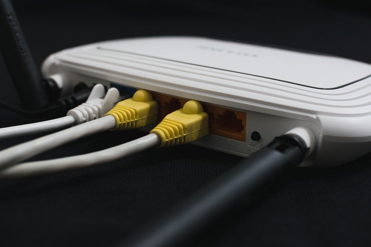 filesanctuary's tweet image. Need broadband and phone on a budget? Our ADSL broadband can get you connected for just £24/month including line rental, with calls from 1p/min to landlines and 5p/min to the big 4 mobile networks. Suitable for home and business. Switch today at ow.ly/LAzF50DgRFQ