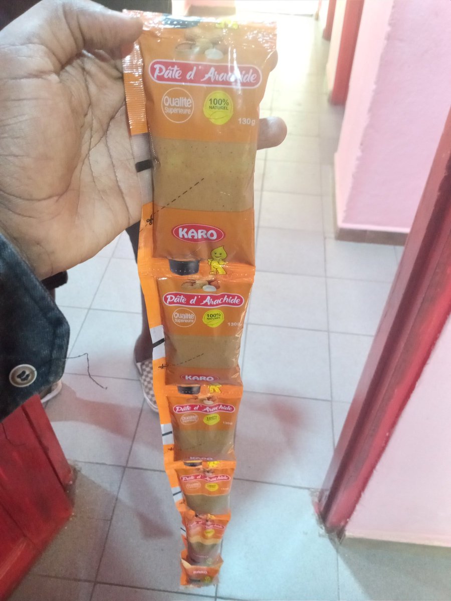 Karoguinee's tweet photo. Désormais ils / elles peuvent accrocher nos produits. https://t.co/puVQ0XUOEX
