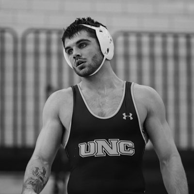 not many people get the opportunities in life that i have been blessed with. it’s my job to now make the absolute most of them. celebrating the start of year 22 in Greeley with my bears!!! couldn’t be happier 🖤 #NewProfilePic