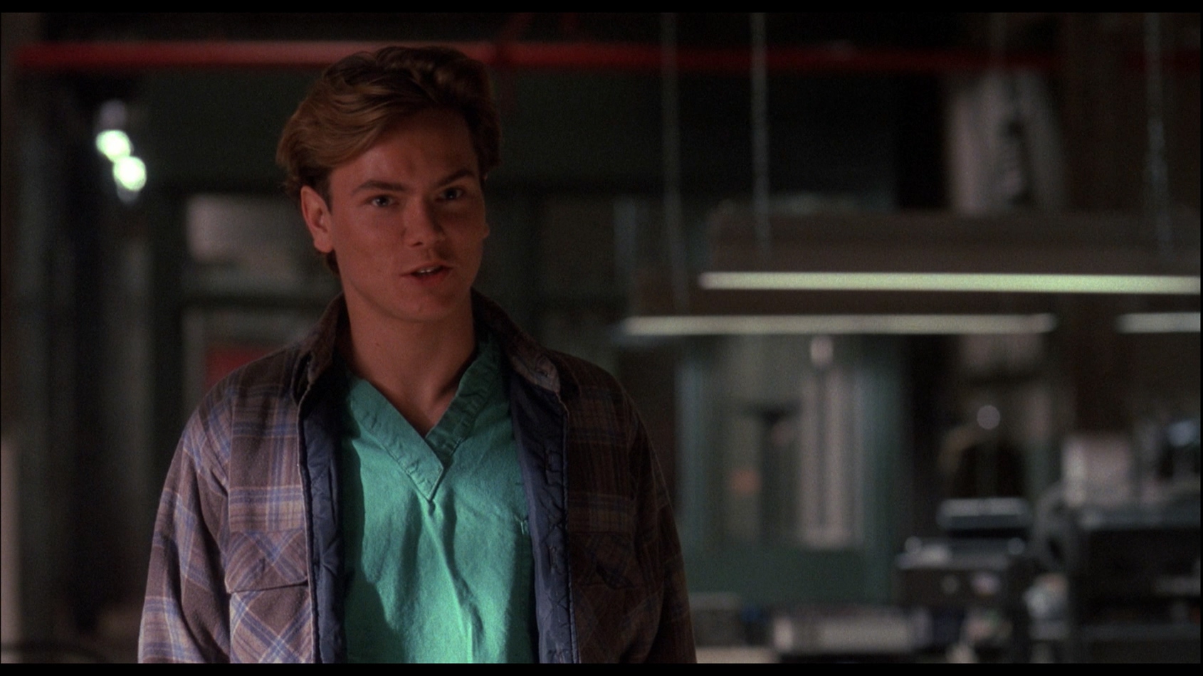 Kul スニーカーズ 今となっては古めかしいハッカーものなんだけど 普通のあんちゃんなリバー フェニックスを見られるという点で貴重な映画だと思うんですよ T Co F8bwqdh4mh Twitter