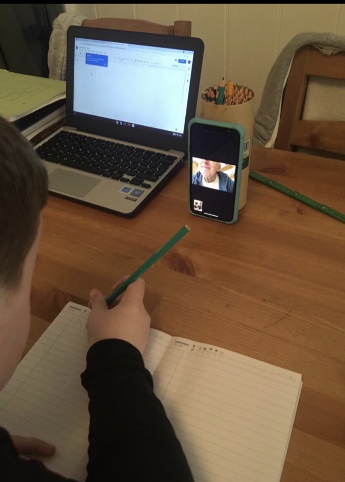 Y3GUPS's tweet photo. Reminding us how important it is to stay in touch... “Bampy is helping with spellings practise.” #GUPSCom #GUPSLLC @GlanUskPS https://t.co/ew588OXow3