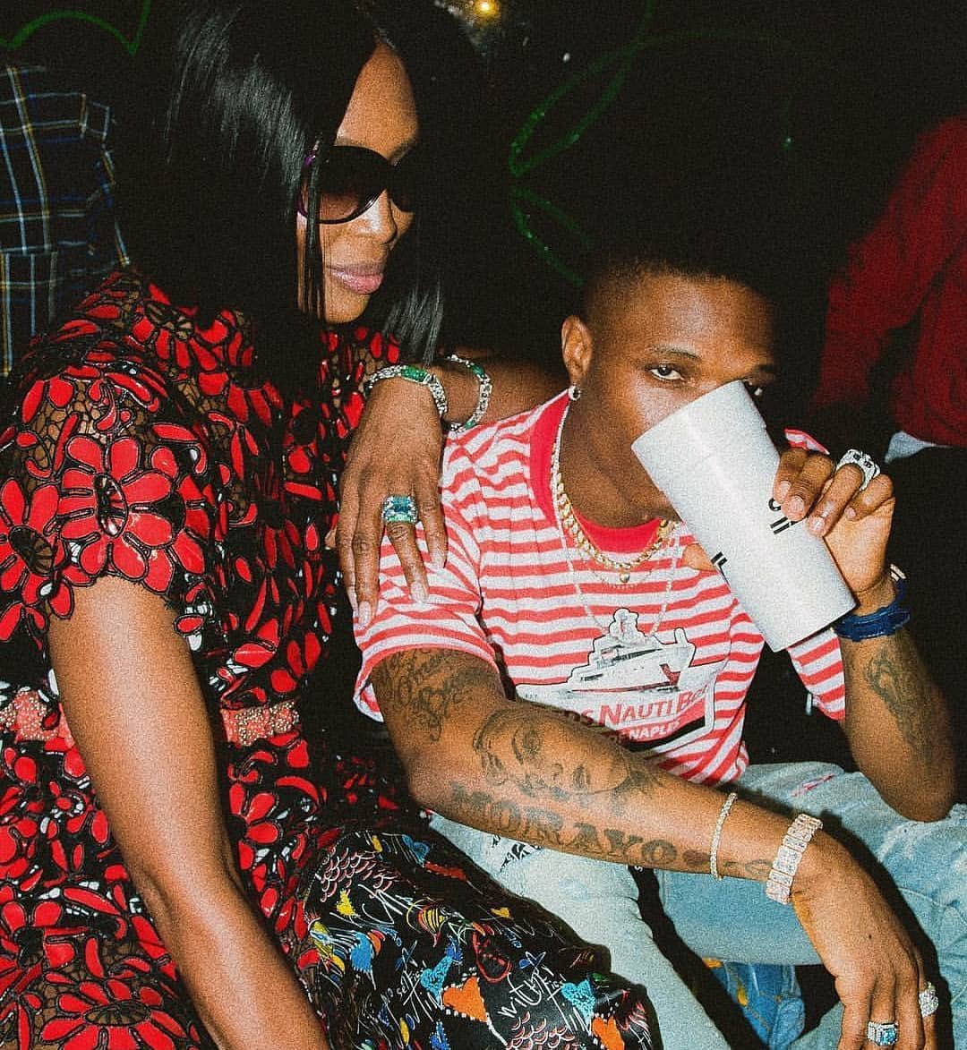WizkidGallery's tweet photo. .@wizkidayo x The Superstar British Model @NaomiCampbell ❤️🖤 https://t.co/D9v1YY4bYA