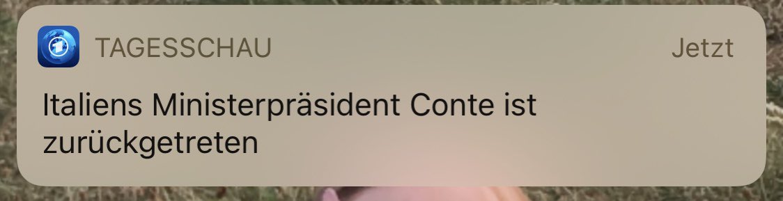 JanBecameInsane's tweet photo. Die @tagesschau verpasst die tolle Push: „Conte nicht mehr – Italiens Ministerpräsident zurückgetreten“. https://t.co/YXnlV11dt3