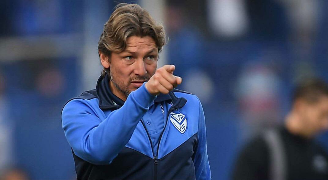 gabino_cc's tweet image. “Yo no decido por cómo se llama un club, sino por cómo se acercan a buscarme, cómo me tratan, si noto que realmente les interesa lo que les propongo”. #GabrielHeinze