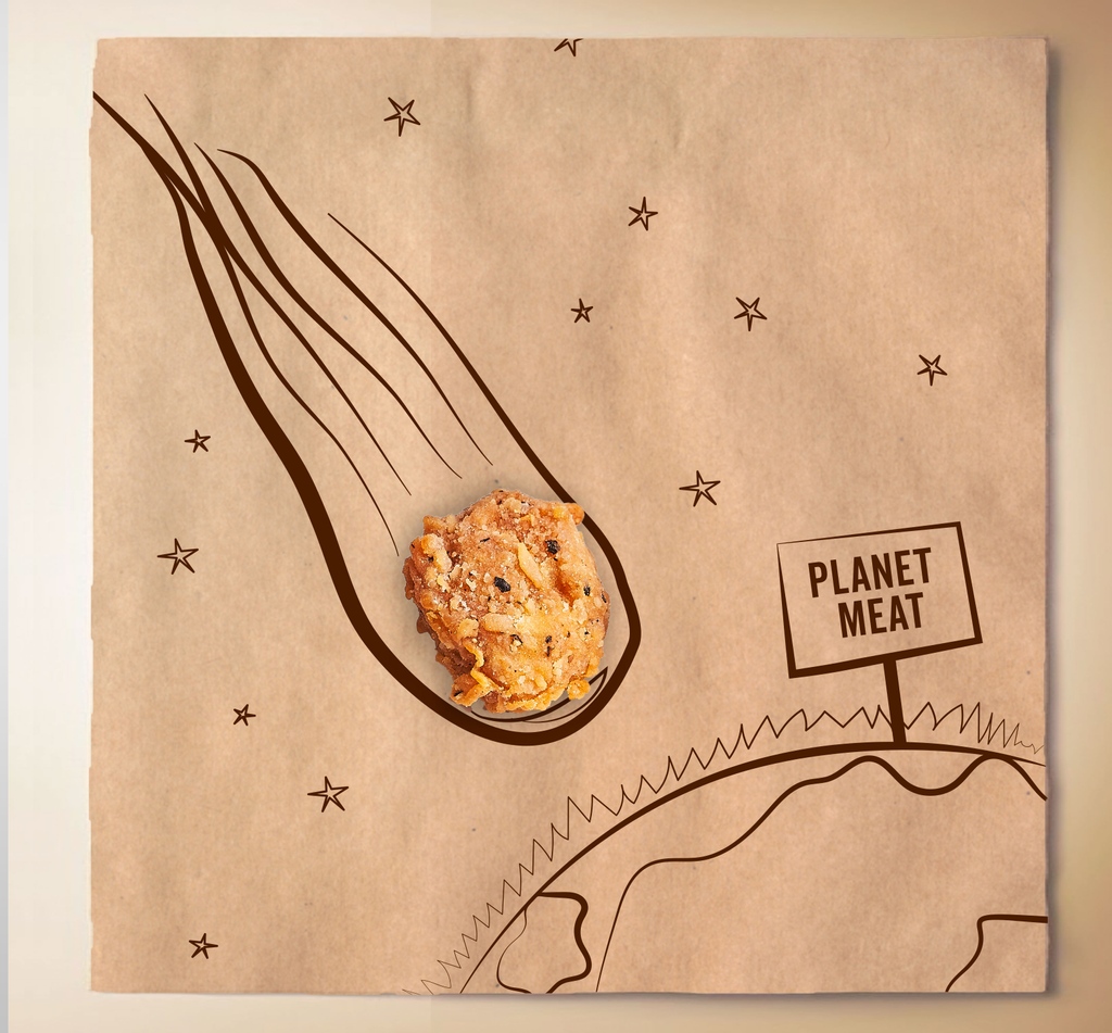 mock_uk's tweet photo. Look out planet meat something is coming over the event horizon. 

The alternative has landed.

#veganfriedchicken #meatfree #veganuk #veganuniverse #meatless #popcornchicken #animalrights #crueltyfree #B2B, #foodie, #new, #thealternative #mock #mockchicken #mocklamb #vegan https://t.co/z9aL2mHXoW