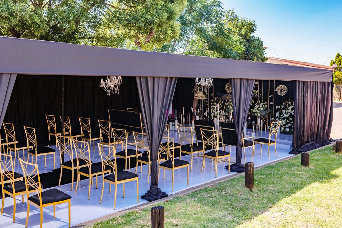 nonoevents's tweet photo. #DignifiedSendOff
#HomeSetup #DrapedGazebo #Cabanas
#MultipleCandleHolders #CandleTower
#Funeral Service #RIP #FloatingFlowers #FuneralServiceSetup
#FuneralServiceDeco #FuneralCeremony
#Deco #FurnitureHire #Flowers
#NonoEvents https://t.co/s5hGAESsRc
