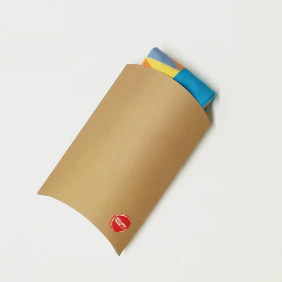 inclusive_trade's tweet image. When you cannot be together, send a little bit of love. 

Socks made from recycled yarn by Pralin. Fun comes in many colours

#socktastic #littlepresents #funinabox #sendsomesocks  #sustainablefashion #funsocks #ethicalshopping #organiccotton #shopbyimpact #inclusivetrade