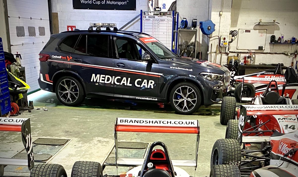 LincsPolice's tweet image. These two bespoke cars were stolen from Cadwell Park in Louth last night

We're appealing for information about the theft of these BMW's which are thought to have a combined worth of over £100,000

Please share and help us catch those responsible

ow.ly/GKmn50Dirz5