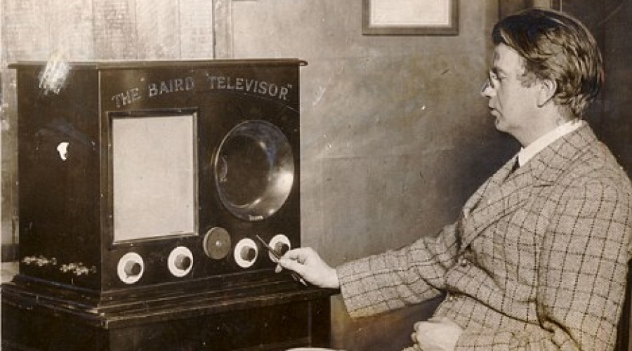 AgileAnalog's tweet image. On this day in 1926 John Logie Baird gave the first public demonstration of a television in his laboratory in London. A technology many of us could now not live without.
Name a gadget you use on a daily basis:
#analog #tv #agileanalog
