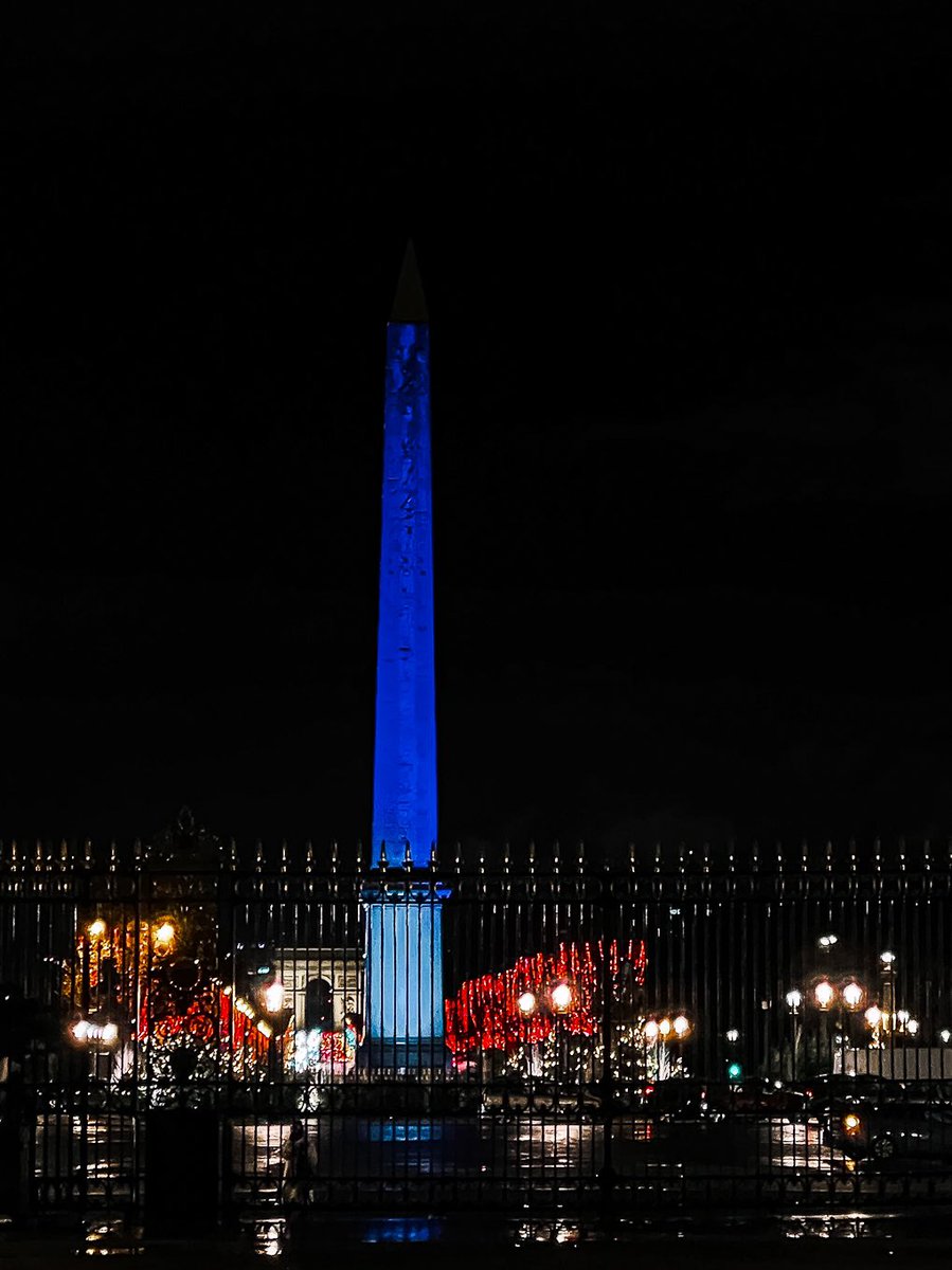 swtliving's tweet photo. The Luxor Obelisk, located at Place de la Concorde, as seen with the majestic Eiffel Tower and Arc de Triomphe 

📸 Paris, France 

#parisjetaime #thegoodlifefrance #tourEiffel #EiffelOfficielle https://t.co/clAyKm4E6i