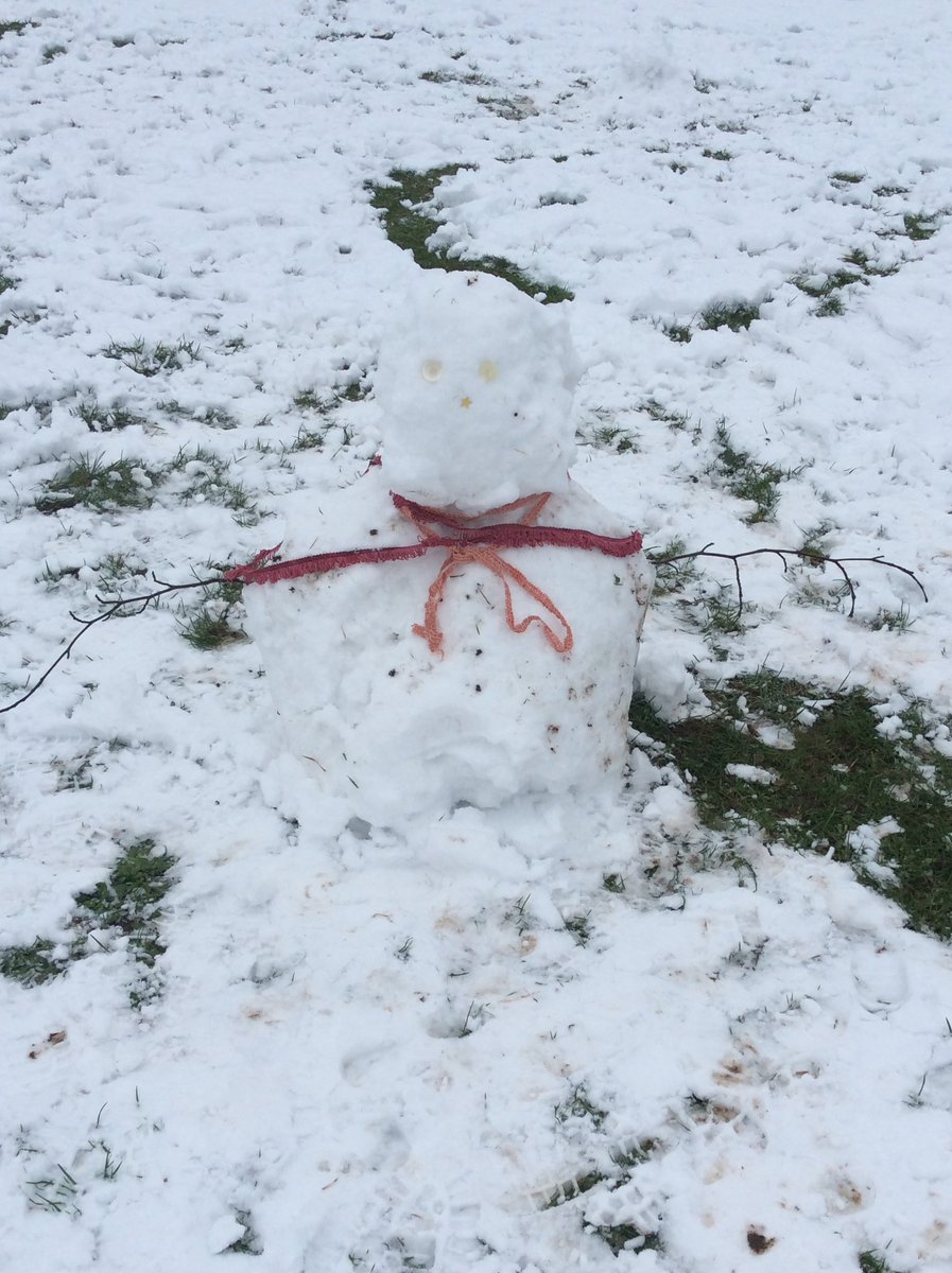 BellevuePrimary's tweet photo. We've had great fun in the snow today. #snow ☃️❄️ https://t.co/VkruzRH8qS