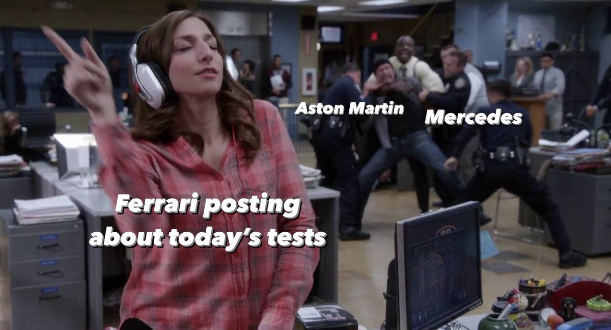 maraneIlo's tweet photo. ah yes, just a typical day in f1 twitter https://t.co/R3m50ye2kl
