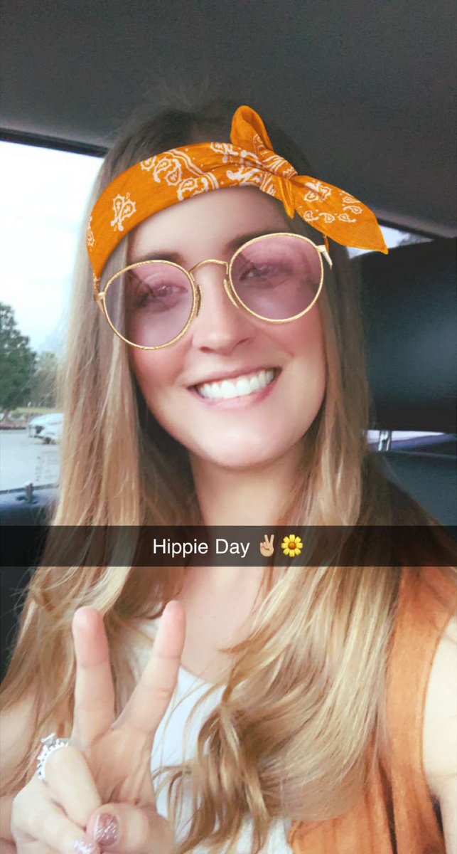 JenniferHallKMS's tweet image. ✌🏼🧡🌼 #KMSCougarPride  #HelloWeek 👋🏼