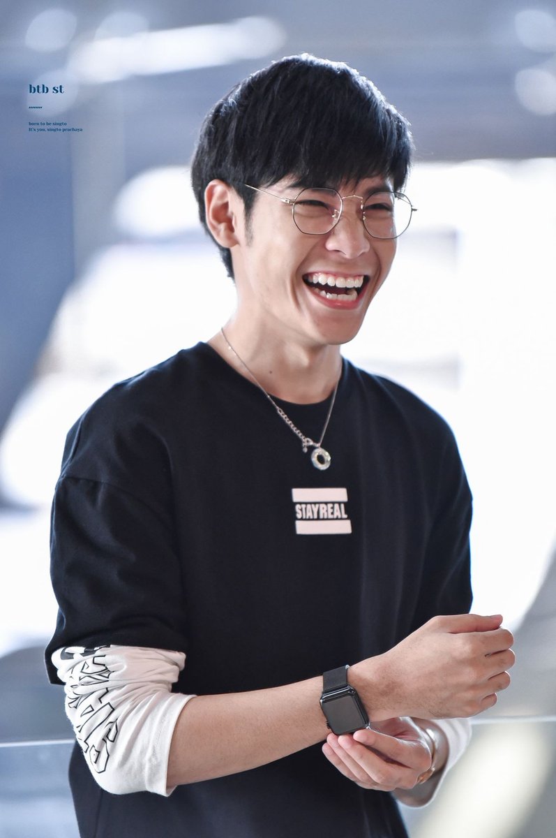 Ini kumpulan foto yang menurut gua singto gemes.Special tag  @_Neavy