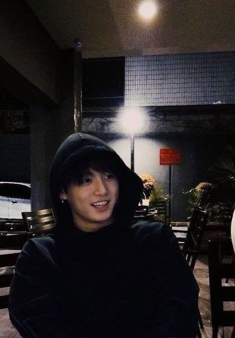 jungkook wallpaper- a thread