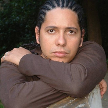 Neues aus der Ferne: Portugal – Gastland der Leipziger Buchmesse 2021 bietet einer ganzen Generation neuer portugiesisch-sprachiger Autor:innen, die auf dem deutschen Buchmarkt bisher kaum bekannt sind, eine Bühne. leipziger-buchmesse.de/neuigkeiten/ga…

#lbm21 <a href="/CamoesBerlim/">Camões Berlim</a>