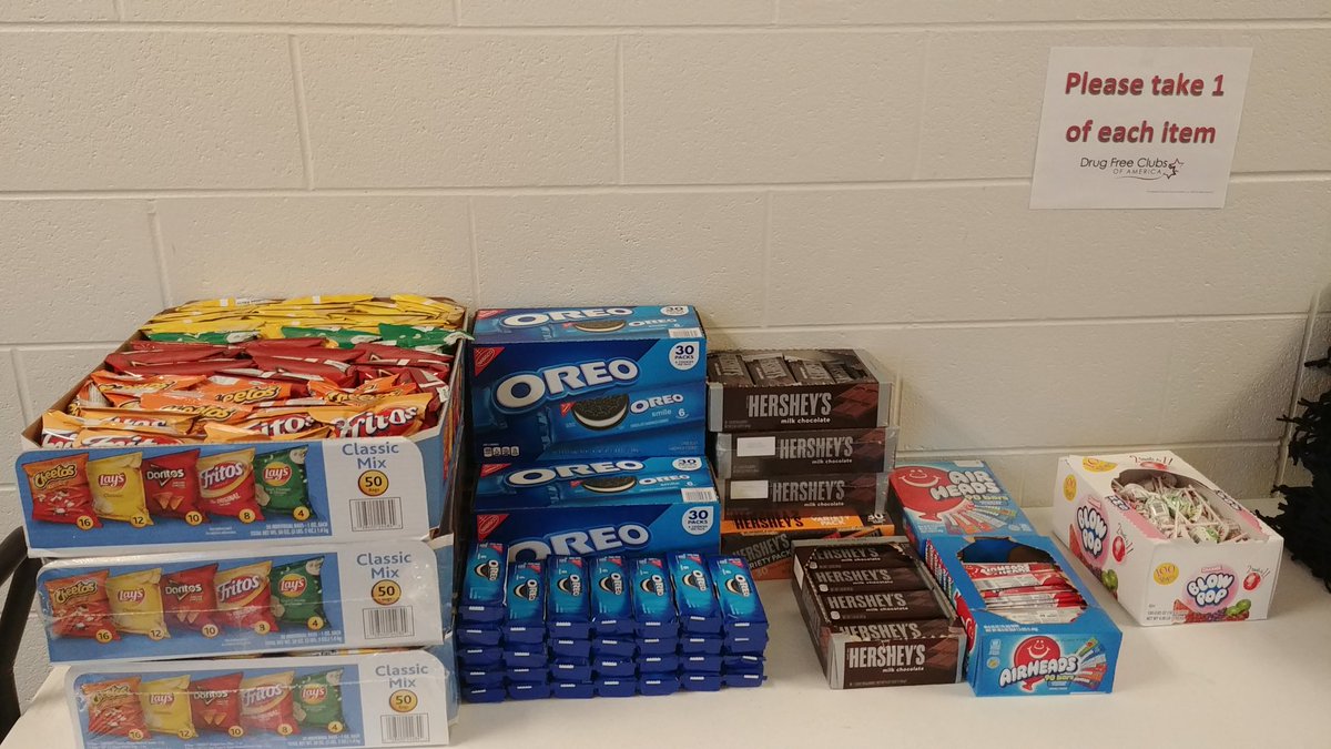 CHSDFCA's tweet photo. The time is finally here! The t-shirts and goodies are here and Drug Testing is now underway for Club Future!!! https://t.co/9BYGA1R3Yr