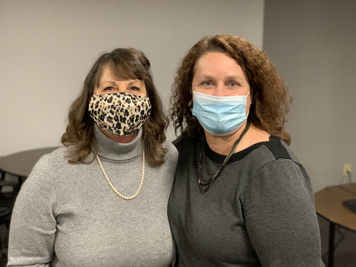 MiddletownOH's tweet photo. This week we wish Mrs. Debbie Sander, Sr. Director of Student Services, a heartfelt farewell as she starts her next job: retirement. Mrs. Sander, a lifelong Middletown resident, has spent 25 years with MCSD and 33 in education. 

💜➡️ https://t.co/1ycES2CSM1 https://t.co/SrLoi94kH3