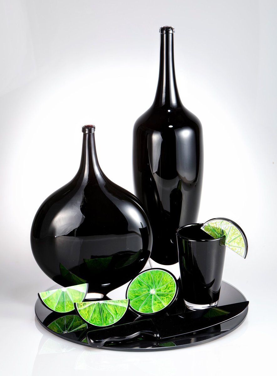 Habatatglassart's tweet photo. "Carbon Cocktail" 🍹🍸 by Elliot Walker, the winner of Blown Away Series on Netflix! This piece is available at the gallery.
.
https://t.co/XH0oUIkxog
.
#elliotwalker #habatatgalleries #fineart #fineartsculpture #contemporaryart #glassart #glassblowing #artglass #artcollectors https://t.co/17LeayTPRI