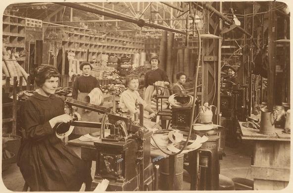 Starting with an easy one: production. The Adrian helmet required SEVENTY operations in manufacture. Made of 4 pieces, it was a complicated and expensive helmet to manufacture. A Brodie could be made in a single draw of a double-action press.