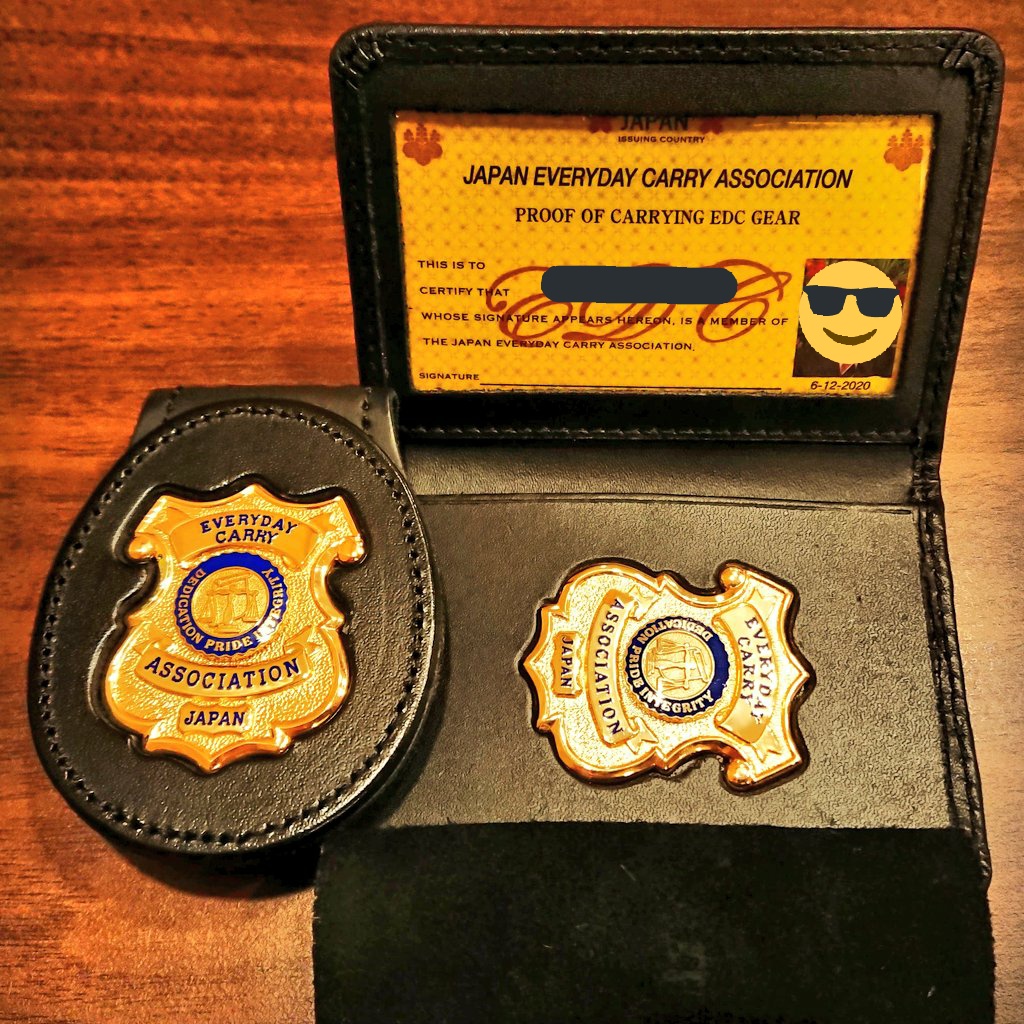 japanedcassoc's tweet photo. 第六弾、JAPAN EVERYDAY CARRY ASSOCIATIONのセカンドバッジ
本来は第五弾となるはずだったJEAのバッジ
ちなみに第三弾の文字の欠けというのがこれ
blackintonはクオリティだけでなく手厚い保証もありがたいメーカー
#僕の私のEDC
#日本EDC協会
#everydaycarryjapan
#blackinton https://t.co/3Z5hUVHCum