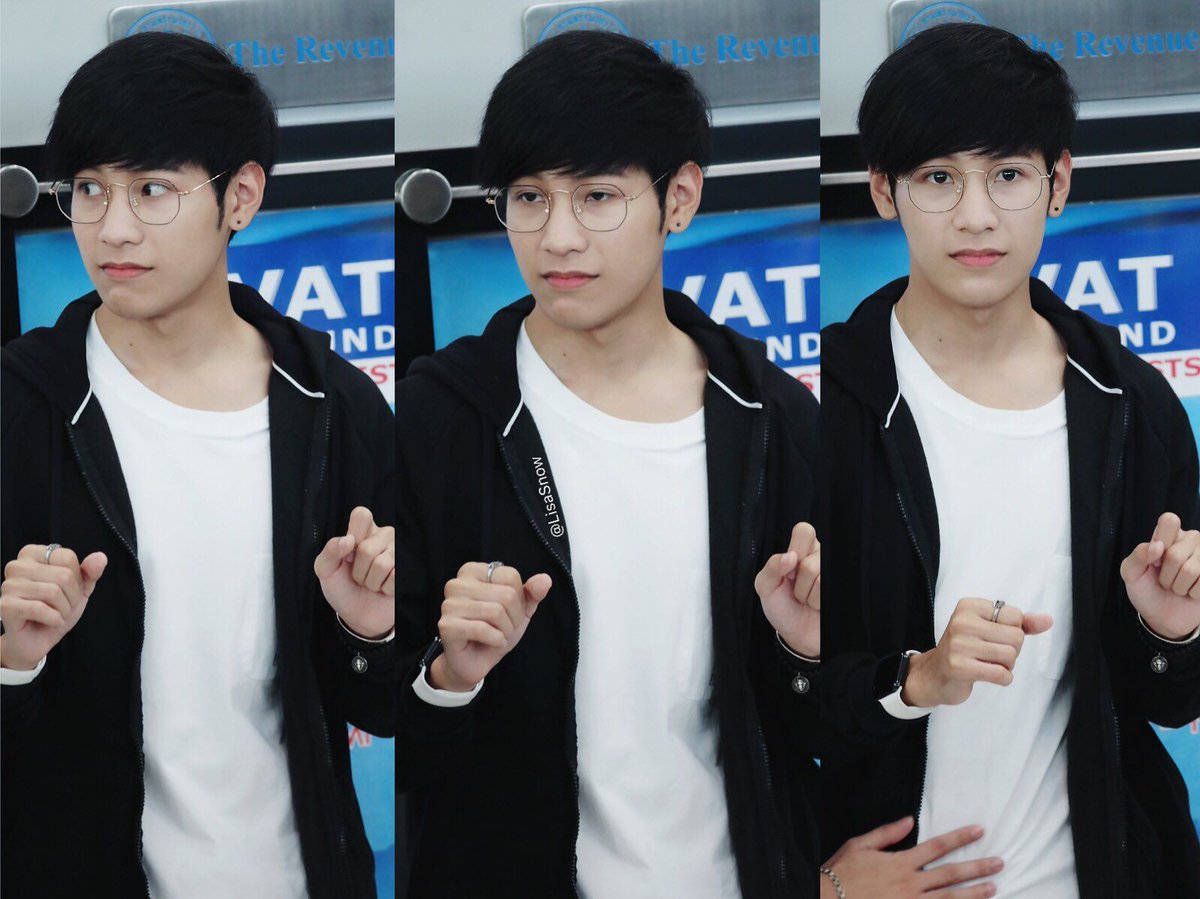 Ini kumpulan foto yang menurut gua singto gemes.Special tag  @_Neavy